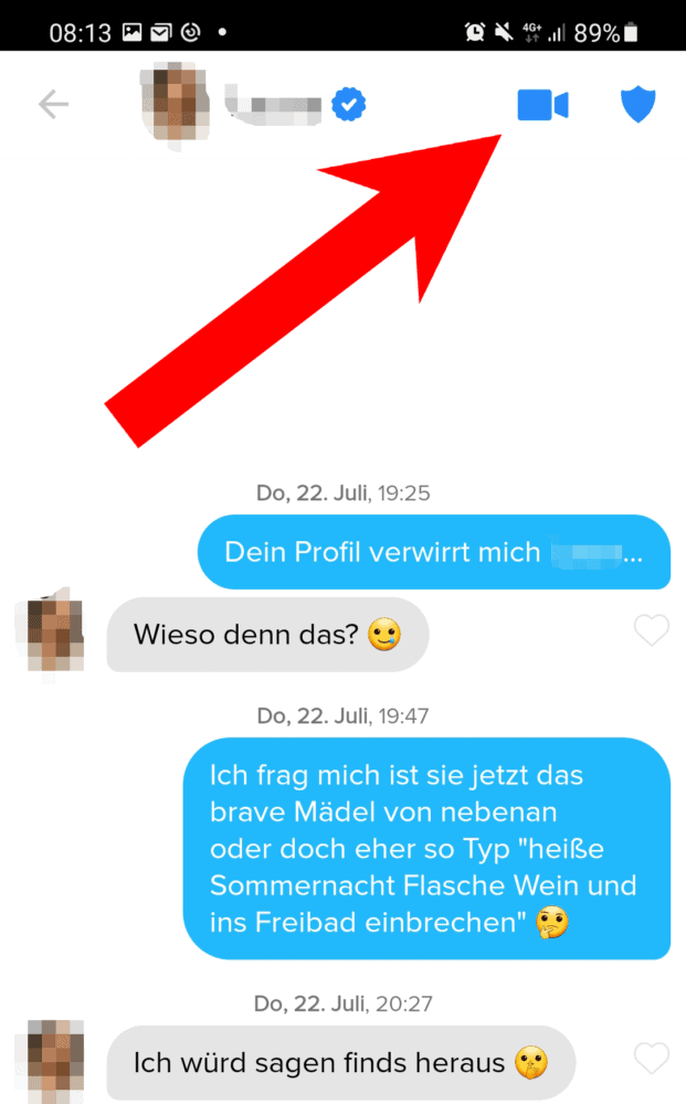 tinder-video-chat-kamerasymbol-1 So startest du einen Video-Chat auf Tinder über das blaue Kamerasymbol im Chat