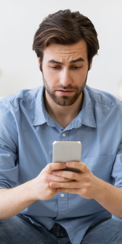 So sieht ein verzweifelter Mann aus, wenn eine Frau nur kurz & knapp antwortet im Chat